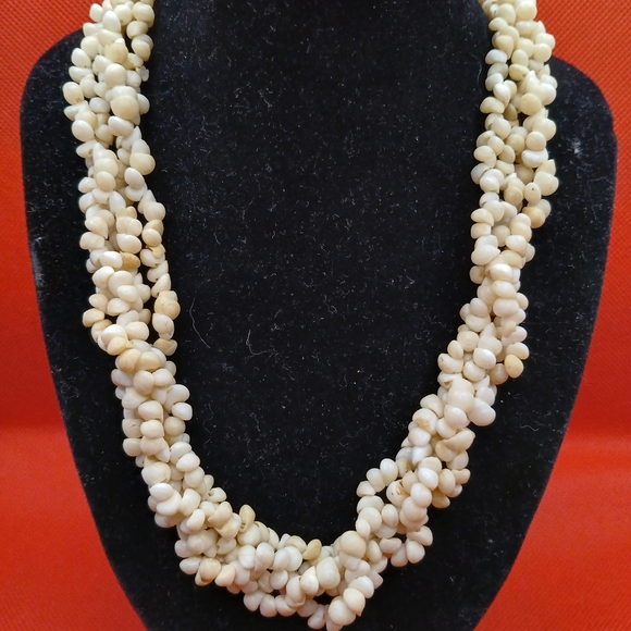 Vintage Pikake Wedding Lei 16 In. Vintage Clasp - Picture 5 of 8